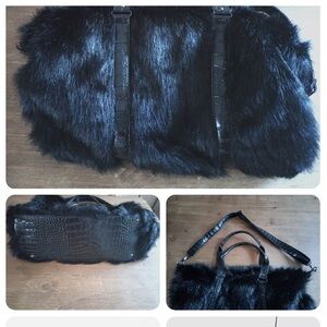 Donna Salyers Fabulous Fur Bag
